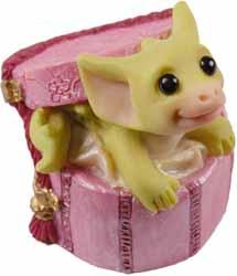 PD002933 - Hatbox Hideaway
