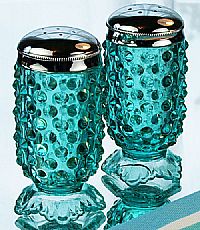 03609T1 - 3-1/2'' Hobnail Salt & Pepper Set in Robin's Egg Blue Opalescent
