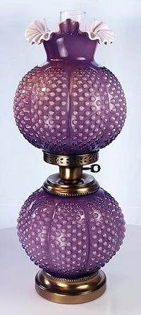 03808XO - 23 1/2" Gone With the Wind lamp in Violet Overlay Hobnail