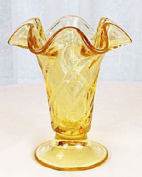 04319Y8 - 6'' Swirl Vase in Sunshine on Buttercup - <b>New Color!