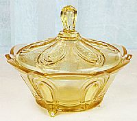 04324Y8 - 5-1/4'' Candy Box in Buttercup - <b>NEW COLOR!