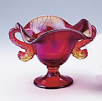 04357RL - 7'' dia. Ruby Amberina Stretch Dolphin Comport
