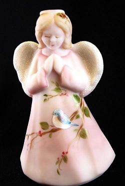 05014Q1 - 6 1/2" Angle Girl in Rosalene<b><br>Stacy Williams "Birds" design