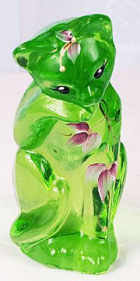 05074AY - 4'' Grooming Cat figurine in Key Lime
