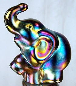 051363z - 3-1/2'' Elephant Figurine in Carnival