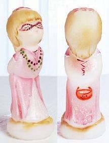 0513974 -  4-3/4'' Milk Glass Figurine ''Princess''