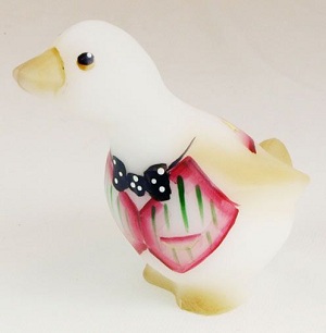 05358N9 - 3-1/2'' Goose figurine in Opal Satin<br> <b>Kim Barley design