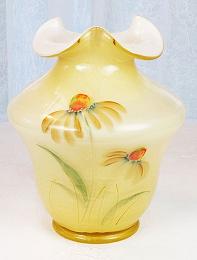 05445QL - 6-1/2'' Vase in Sunshine on Buttercup Overlay