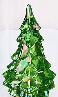 05563HW - 7'' Tree in Jolly Green <b>(NEW Color)</b> Iridized