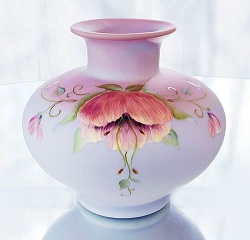 06470IM - 6-1/2'' Dailey Vase 2011 Connoisseur Collection in Blue Burmese