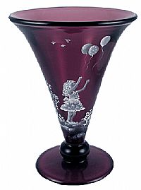 5818E4 - ''Balloon Send Off'' Aubergine 8 1/2'' Trumpet Vase