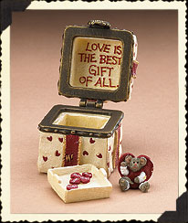 82071 - Valentino's Present w/Romeo McNibble