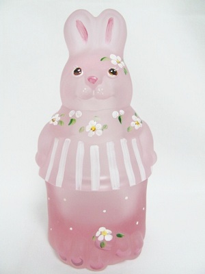 04930IFC - "Madras Pink" Art Glass, Satin Bunny Box (click on picture for full details)