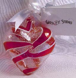GE014Orn - Heart Ornament, Red Spin