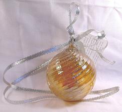 GE021Orn - Round Ornament in Gold Metallic Twist