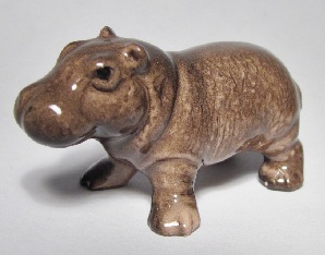HR3193 -<b>VINTAGE, RETIRED</b> 'Baby Hippo'