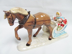 HR3385 - Horse Drawn Sleigh