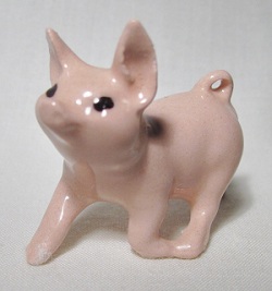 HR820 - Pig Trotting