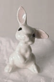 HR199 - Baby Rabbit
