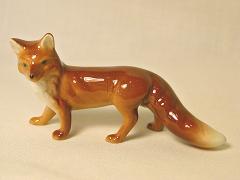 HR02020 - Mama Fox