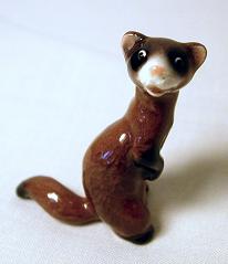 HR03318 - Ferret -  Standing