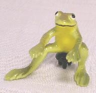HR3285 -<B>RETIRED</B> Piano Playing Frog