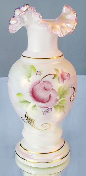 02889JB - 8-1/2\'\' Milk Glass Vase, 2011 Connoisseur Collection