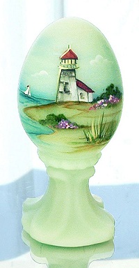 05146H1 - \'Light House Scene\', Egg on Stand in \"Lotus Mist Burmese\" Art Glass (click on picture for full description)