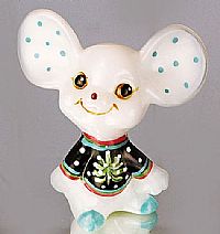 05148DP - 3'' Mouse Figurine in Milk Glass