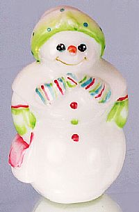 05269LT \"Polly\" Snowlady Figurine - 2010 Frosty Friends<br>(Click picture-FULL DETAILS)