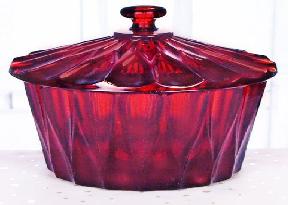 05855RU - 5'' Ruby Facets Candy Box