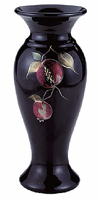 06522YM - 10 3/4\'\' Pomegranates on Black Vase