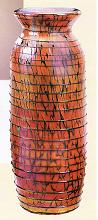 0897354 - 9 1/2" "Circumthread" Vase