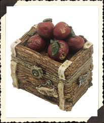 392105 Candice's Apple Crate<br> with "Doc" McNibble (tiny Mouse) Treasure Box<br> (click on picture-FULL DETAILS)