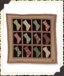 6822 - 	Mindy\'s The Stockings Were Hung Quilt