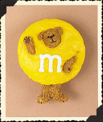 919010 Yellow M&M' "Pin"<br>(with 'wobble' legs)<br>(Click on picture for full details)<br>