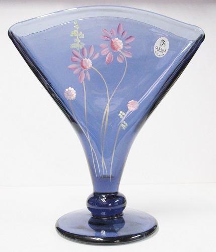 9550EW-"Pink Daisies Fan Vase" (click picture for details)