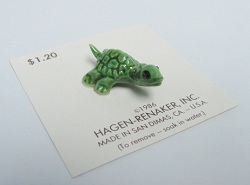HR00279VC <b>VINTAGE</B> Hagen-Renaker<br> Miniature \"Baby Turtle\" ON CARD<BR> (click on picture for full details)<br>