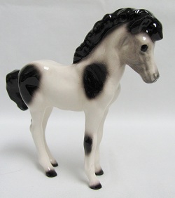 HR564<b>\"Specialities Collection\"</B> Pinto Pony \'Colt\'<br> (click on picture for full description)
