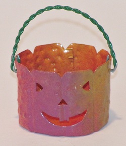 Miniature "Trick or Treat" Metal Basket<br> (click on picture for full details)